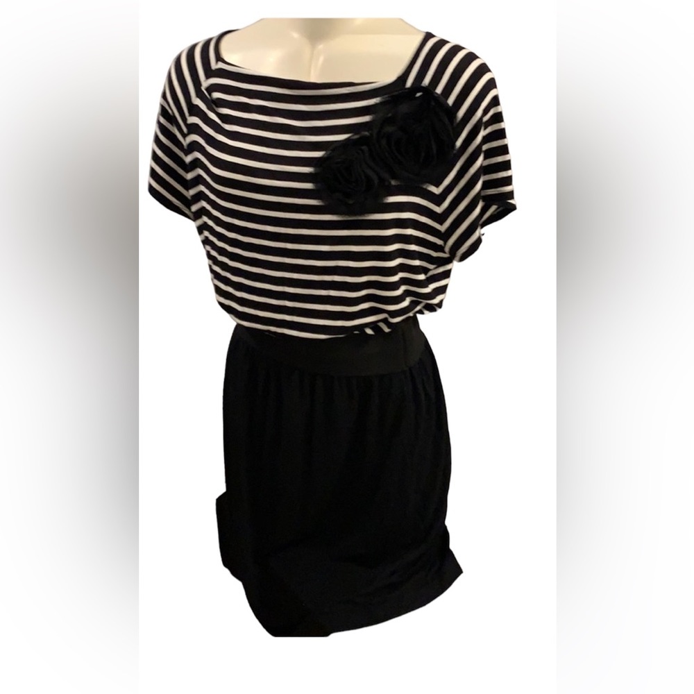 The Limited stretch black and white striped dress XS